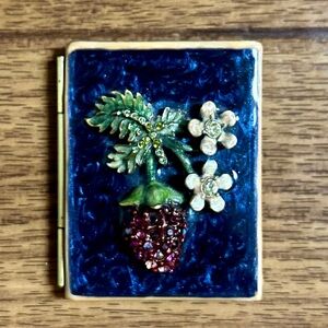 Jay Strongwater • Picture Holder • Vintage • Strawberry Floral • Crystal •Frame